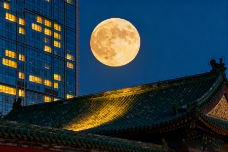 The Mid-Autumn Festival Through Foreign Eyes: A Cultural Encounter Under the Moonlight